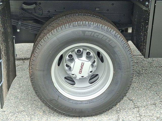 2025 GMC Sierra 3500HD Pro