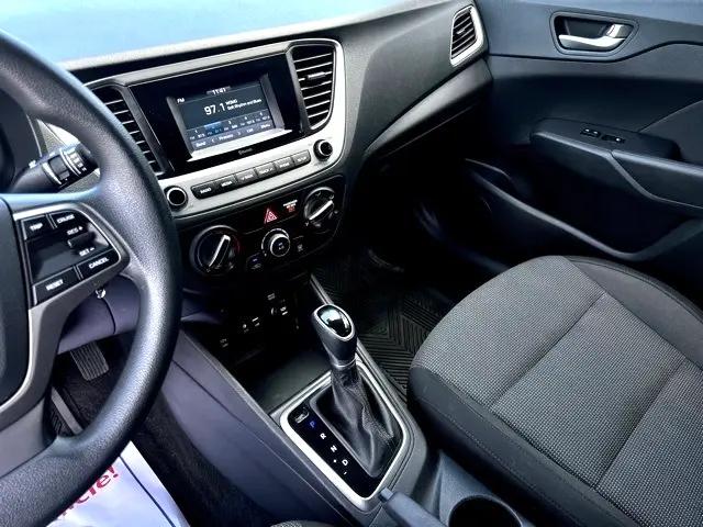 2021 Hyundai Accent SE