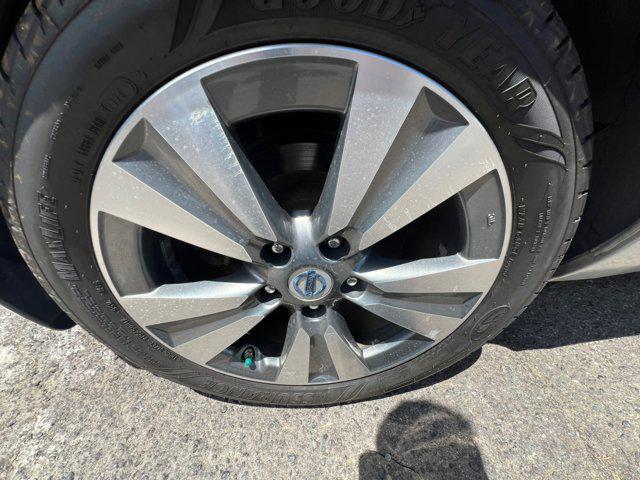 2013 Nissan LEAF SL