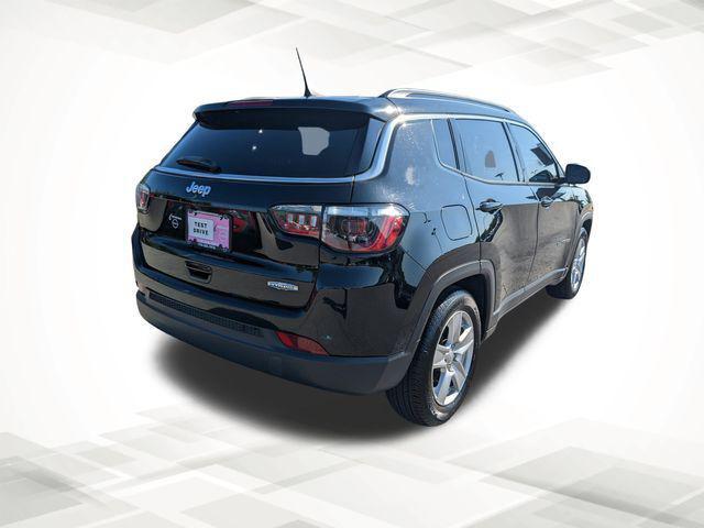 2022 Jeep Compass Latitude FWD