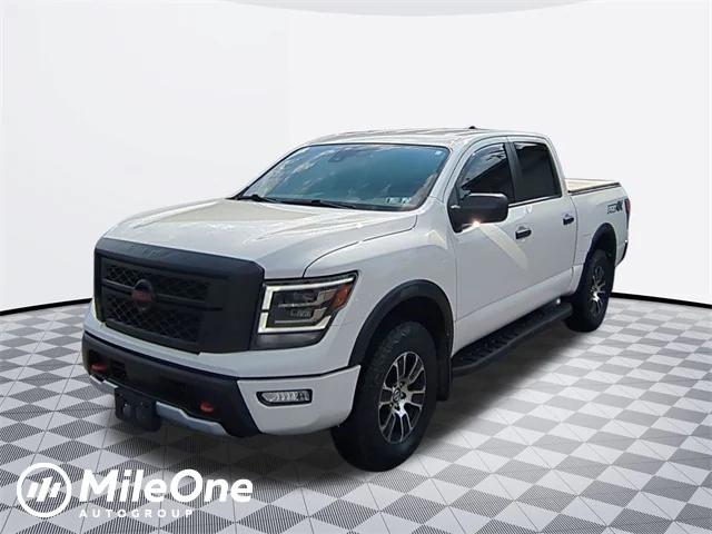 2022 Nissan TITAN Crew Cab PRO-4X 4x4