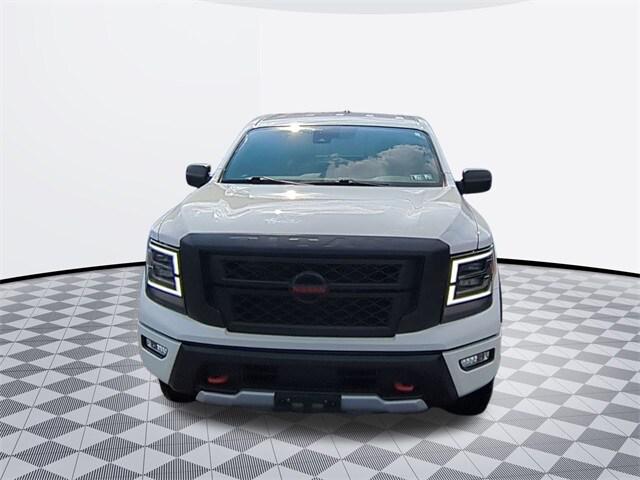 2022 Nissan TITAN Crew Cab PRO-4X 4x4