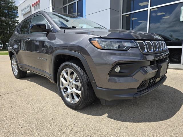 2022 Jeep Compass Latitude Lux 4x4