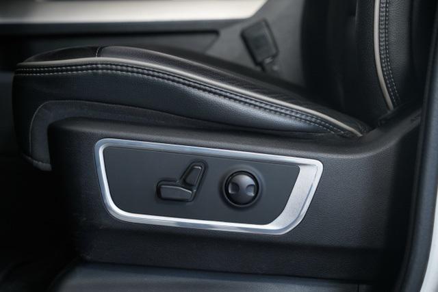 2022 RAM 1500 Laramie Crew Cab 4x4 57 Box