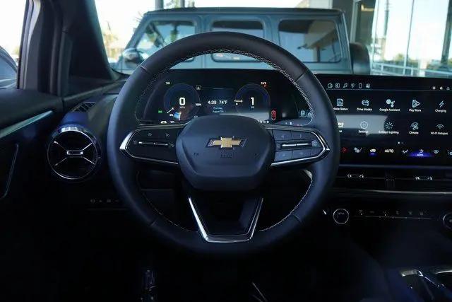 2025 Chevrolet Equinox LT 2