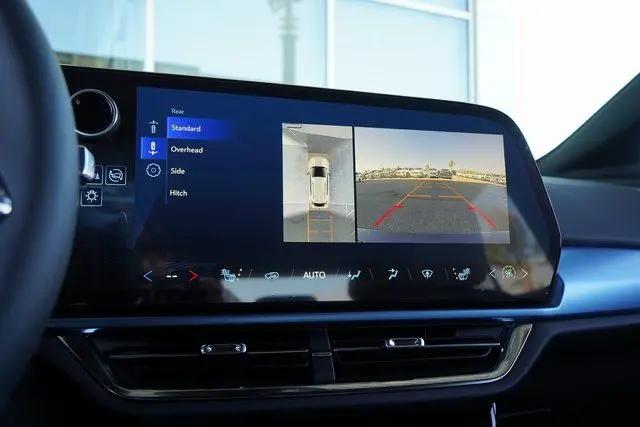 2025 Chevrolet Equinox LT 2