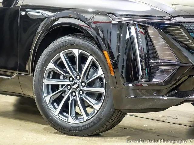 2025 Cadillac iQ Sport w/1SF