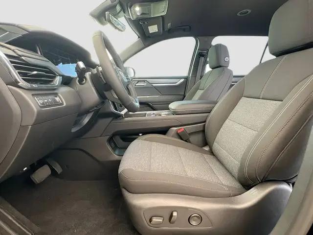 2026 GMC Acadia FWD Elevation