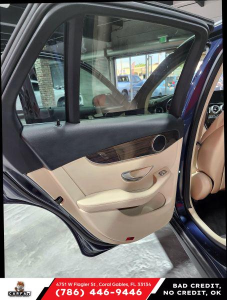 2017 Mercedes-Benz GLC 300