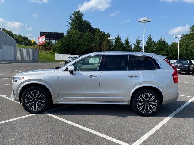 2022 Volvo XC90 T6 Momentum 7 Passenger 2022 Volvo XC90 T6 Momentum 7 Passenger