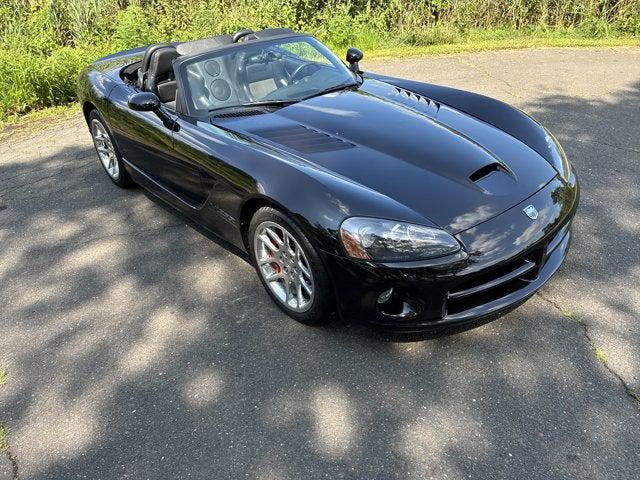 2004 Dodge Viper SRT10