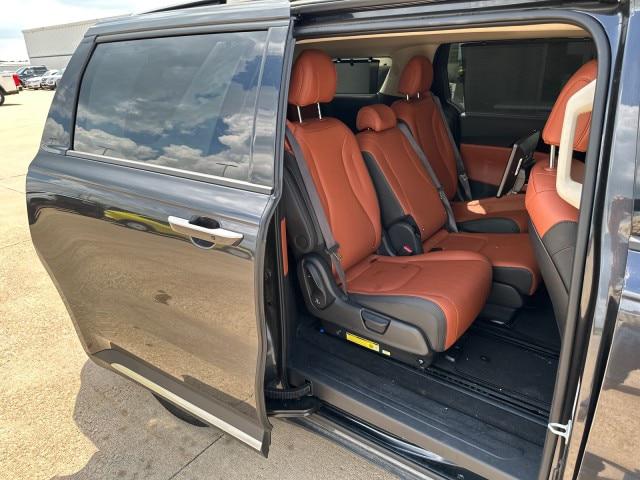 2024 Kia Carnival MPV SX