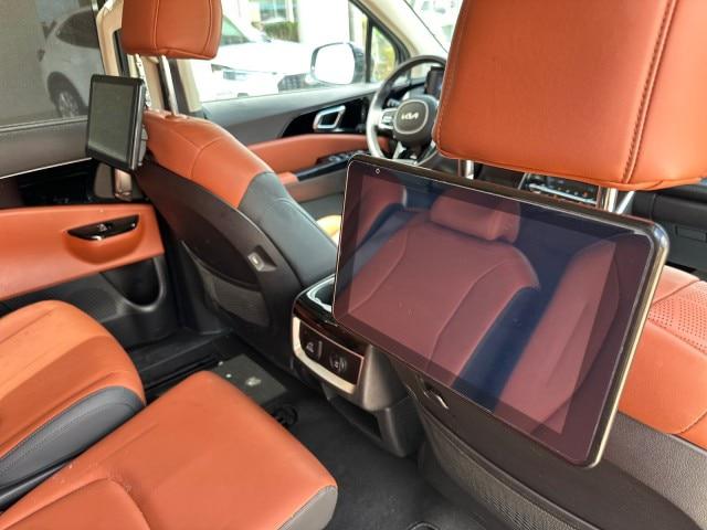 2024 Kia Carnival MPV SX