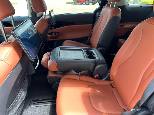 2024 Kia Carnival MPV SX