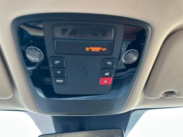 2024 Kia Carnival MPV SX