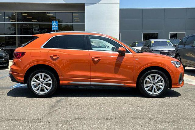 2022 Audi Q3 Premium Plus 45 TFSI S line quattro Tiptronic