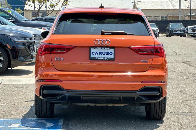 2022 Audi Q3 Premium Plus 45 TFSI S line quattro Tiptronic
