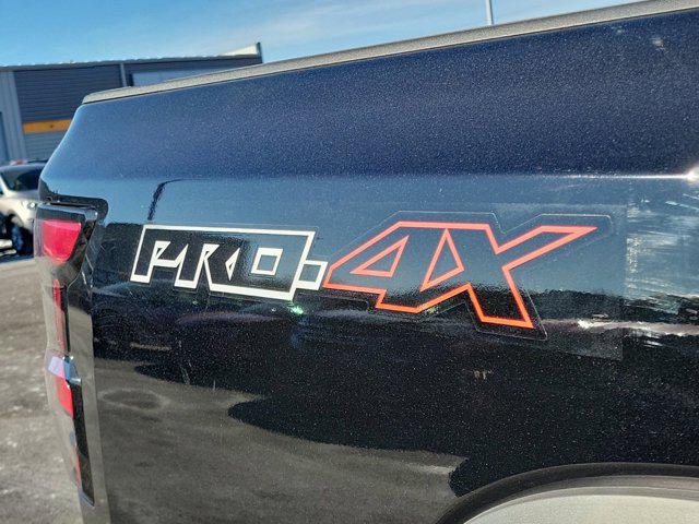 2025 Nissan Frontier Crew Cab PRO-4X 4x4