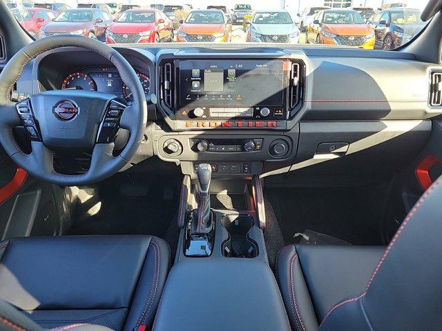 2025 Nissan Frontier Crew Cab PRO-4X 4x4