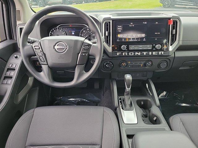 2025 Nissan Frontier Crew Cab SV 4x4