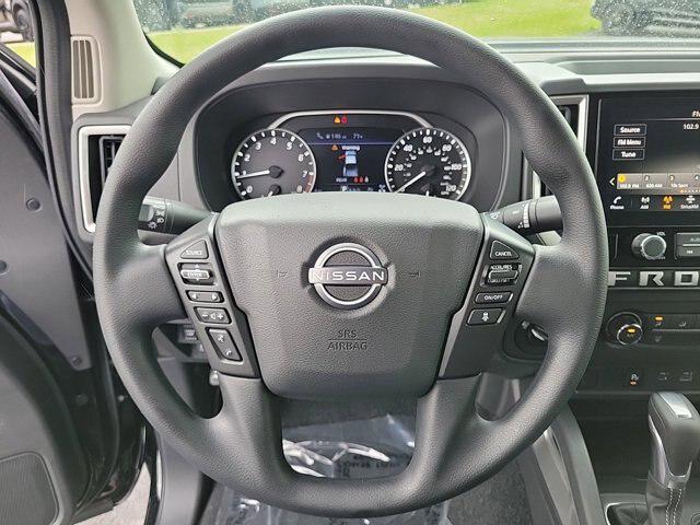 2025 Nissan Frontier Crew Cab SV 4x4