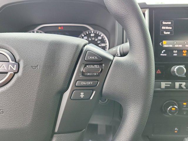 2025 Nissan Frontier Crew Cab SV 4x4