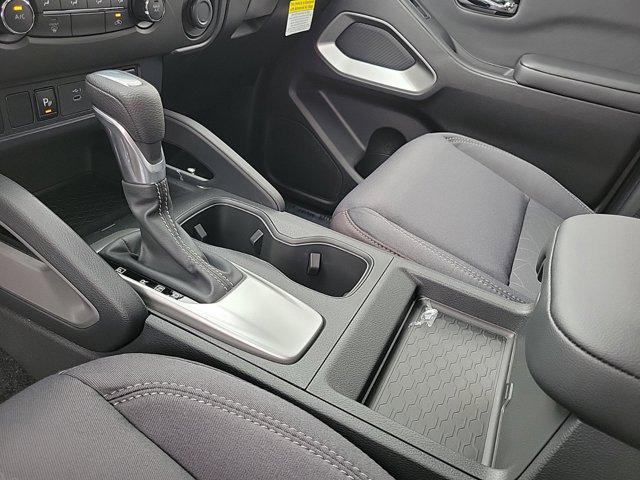2025 Nissan Frontier Crew Cab SV 4x4
