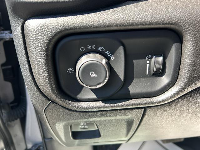 2025 Ram 1500 Tradesman Quad Cab 4x2 6'4" Box