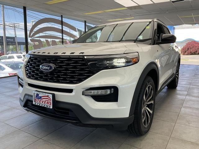 2022 Ford Explorer ST-Line