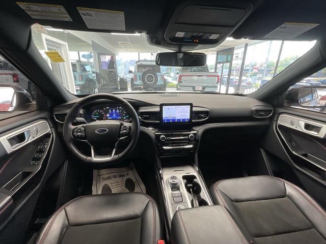 2022 Ford Explorer ST-Line