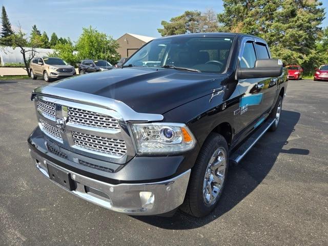 2018 Ram 1500 Laramie Crew Cab 4x4 5'7" Box