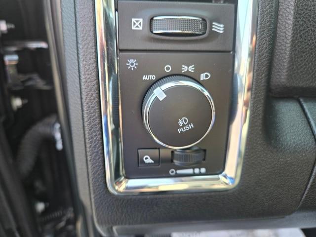 2018 Ram 1500 Laramie Crew Cab 4x4 5'7" Box