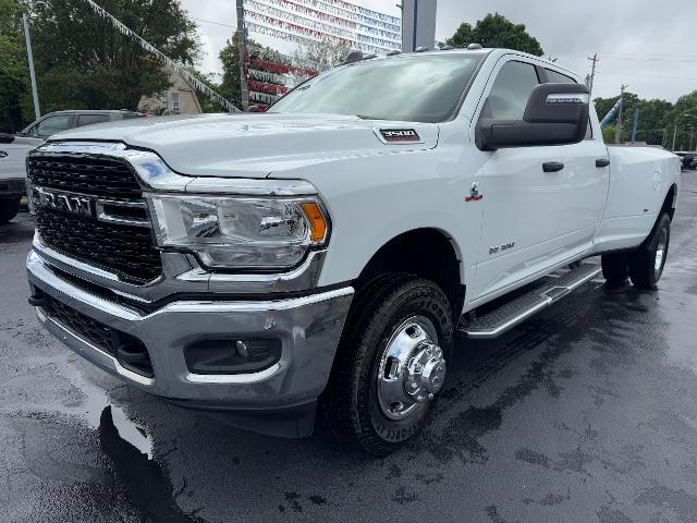 2024 Ram 3500 Big Horn Crew Cab 4x4 8' Box