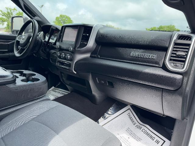 2024 Ram 3500 Big Horn Crew Cab 4x4 8' Box