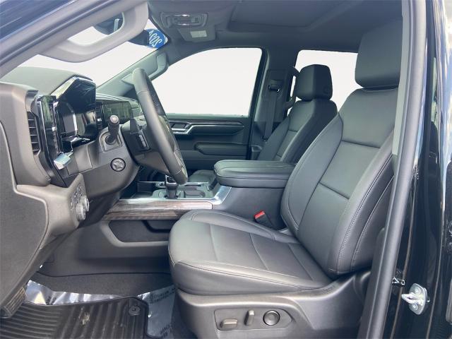 2024 Chevrolet Silverado 1500 4WD Crew Cab Short Bed LTZ