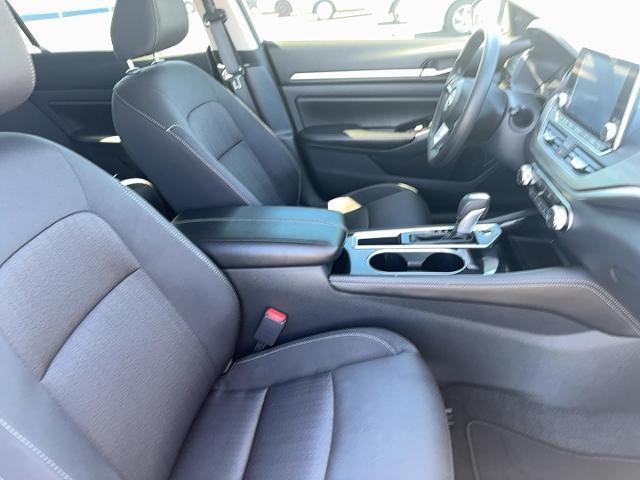 2023 Nissan Altima SV FWD