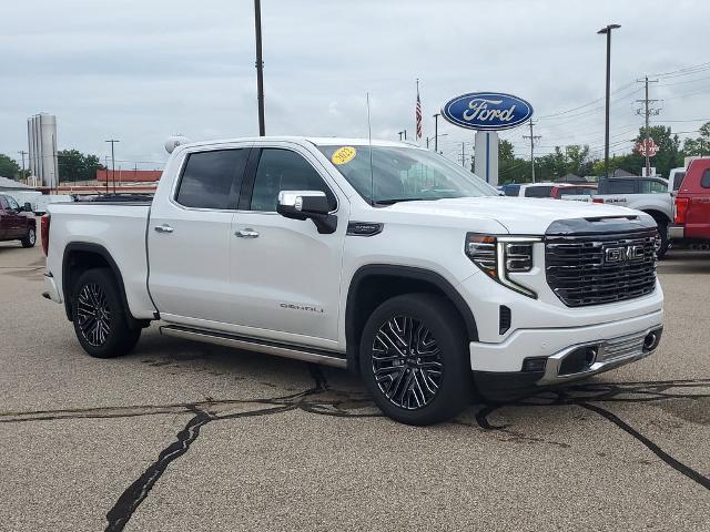 2022 GMC Sierra 1500 4WD Crew Cab Short Box Denali Ultimate