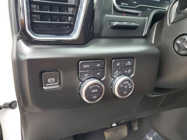 2022 GMC Sierra 1500 4WD Crew Cab Short Box Denali Ultimate