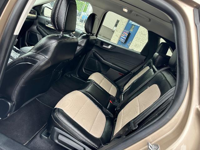 2021 Ford Escape Titanium Hybrid