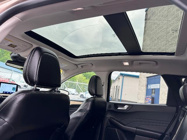 2021 Ford Escape Titanium Hybrid