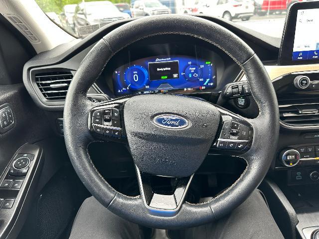 2021 Ford Escape Titanium Hybrid
