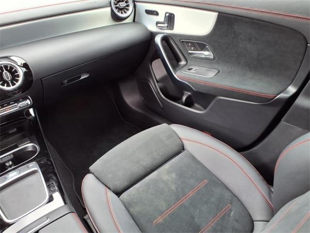2024 Mercedes-Benz CLA 250 4MATIC