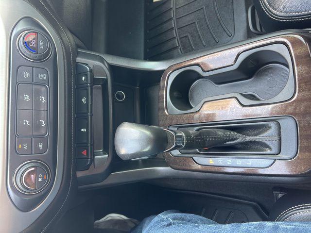 2022 GMC Canyon 2WD Crew Cab Short Box Elevation