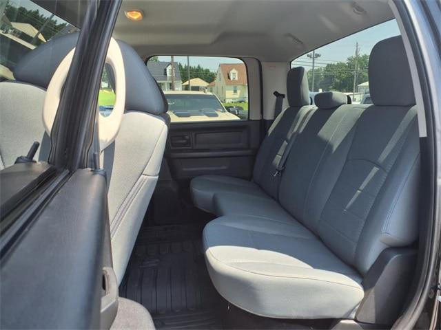 2018 Ram 3500 Tradesman Crew Cab 4x4 6'4" Box