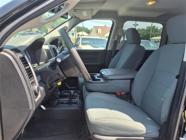2018 Ram 3500 Tradesman Crew Cab 4x4 6'4" Box