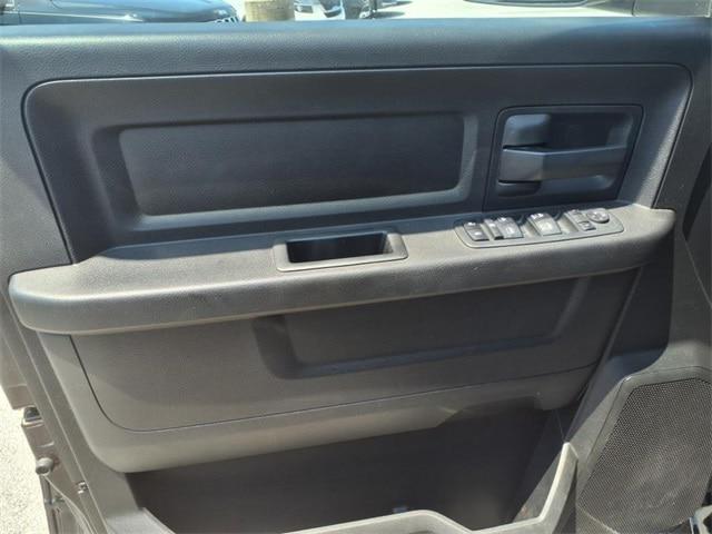 2018 Ram 3500 Tradesman Crew Cab 4x4 6'4" Box