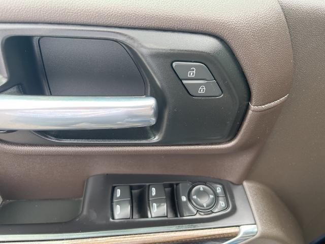 2021 Chevrolet Silverado 1500 4WD Crew Cab Short Bed LT