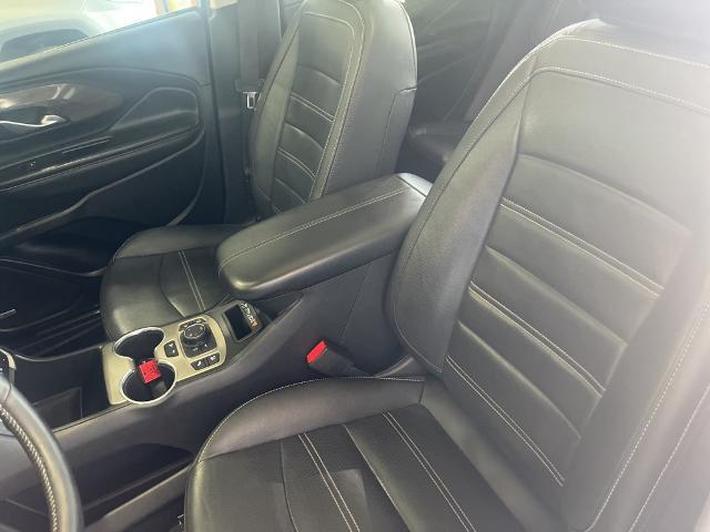 2022 GMC Terrain AWD Denali