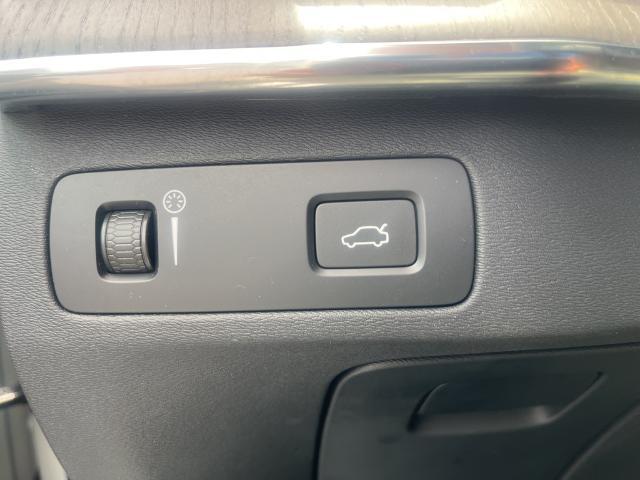 2022 Volvo XC90 T6 Inscription 7 Passenger