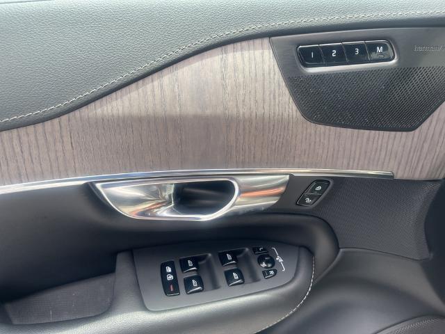 2022 Volvo XC90 T6 Inscription 7 Passenger